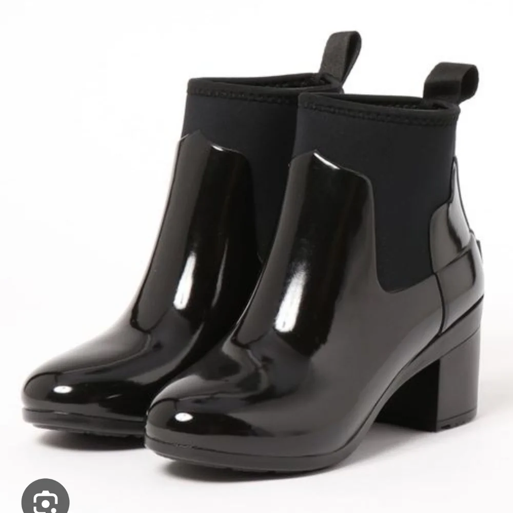 [NEW] HUNTER Black Glossy classic ankle rainboot NWOT